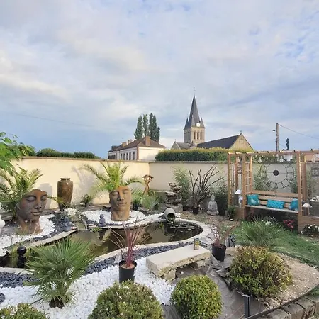 Hébergement de vacances Au Cœur Des Vignes Avec Piscine Et *