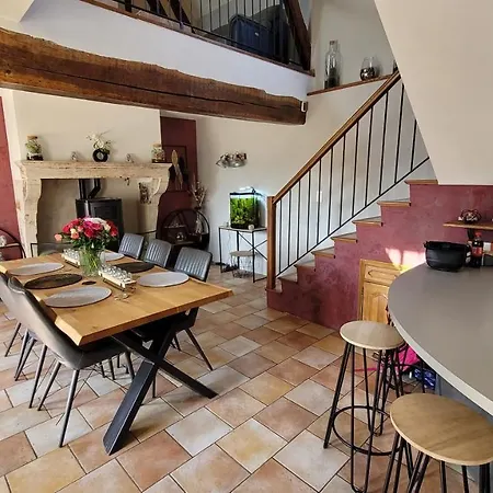 Ferienhaus Au Coeur Des Vignes Avec Piscine Et