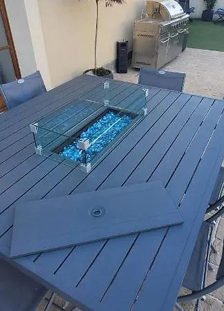 Au Coeur Des Vignes Avec Piscine Et *