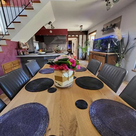 Au Coeur Des Vignes Avec Piscine Et Ferienhaus *