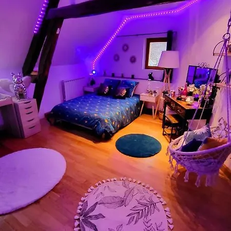 Ferienhaus Au Coeur Des Vignes Avec Piscine Et Saudoy