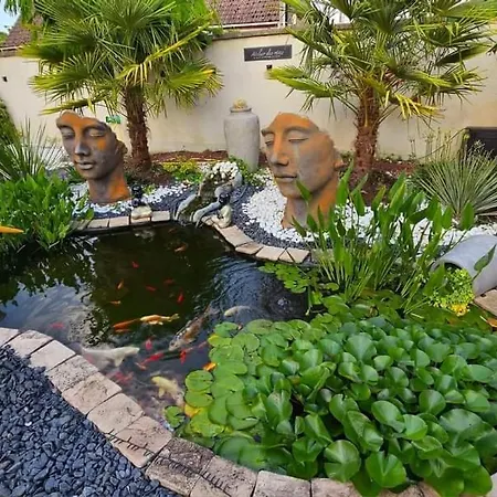 Ferienhaus Au Coeur Des Vignes Avec Piscine Et